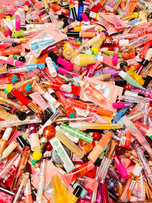 20 Overstock Lippie Bundle